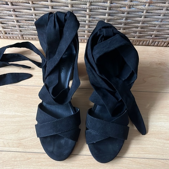 Reaction Kenneth Cole Wrap Sandals - Picture 3 of 6